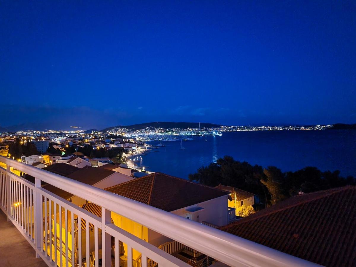 Apartments Ana Trogir Exterior foto
