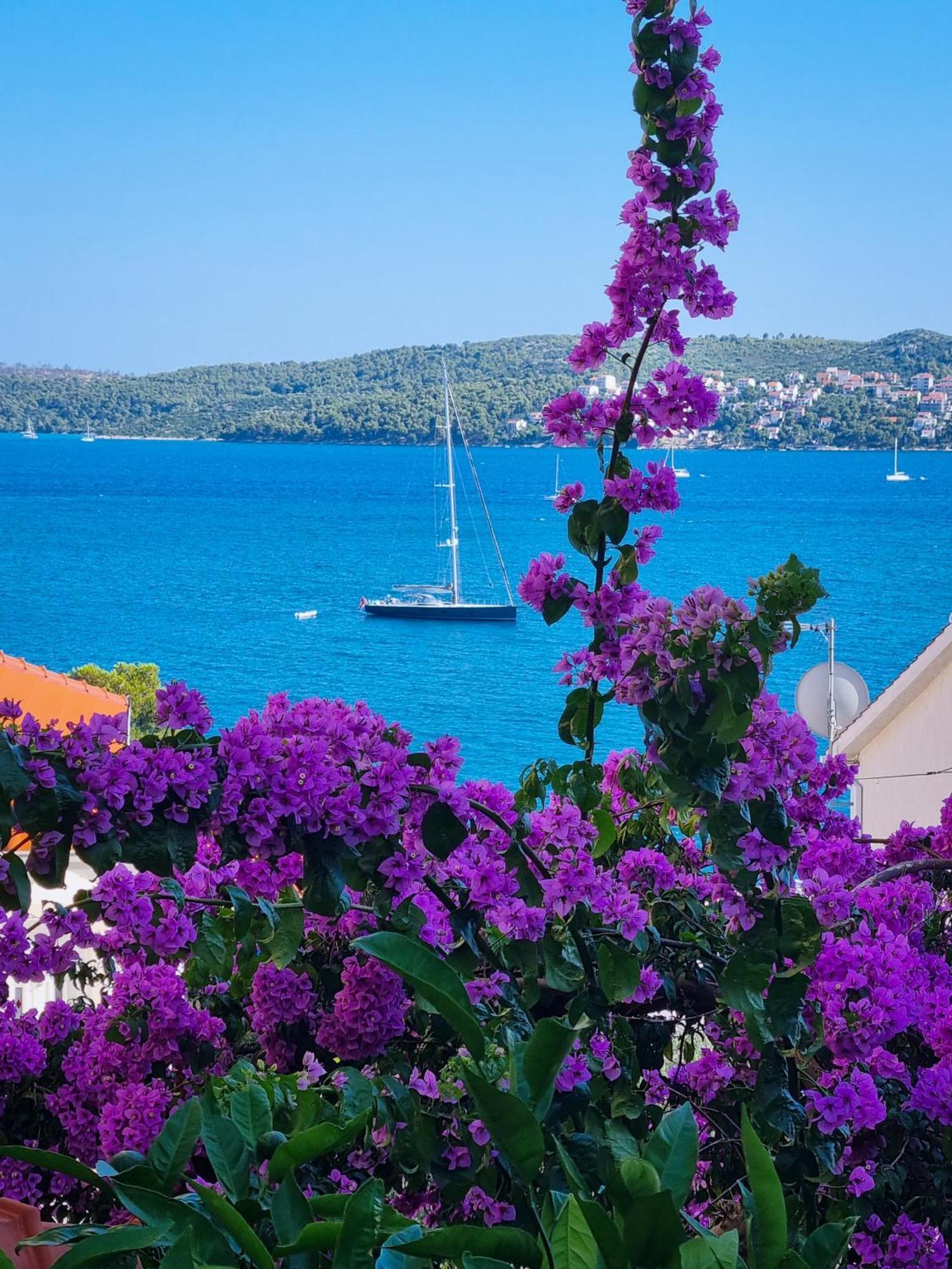 Apartments Ana Trogir Exterior foto