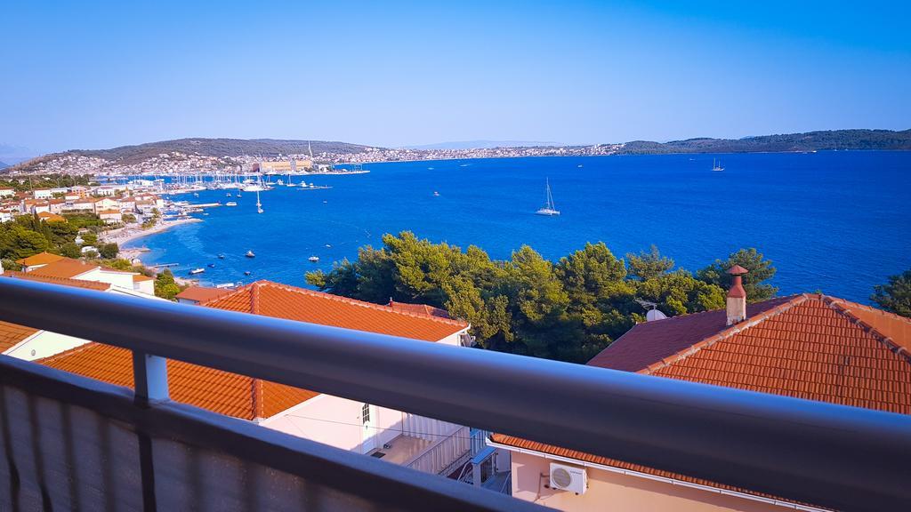 Apartments Ana Trogir Exterior foto